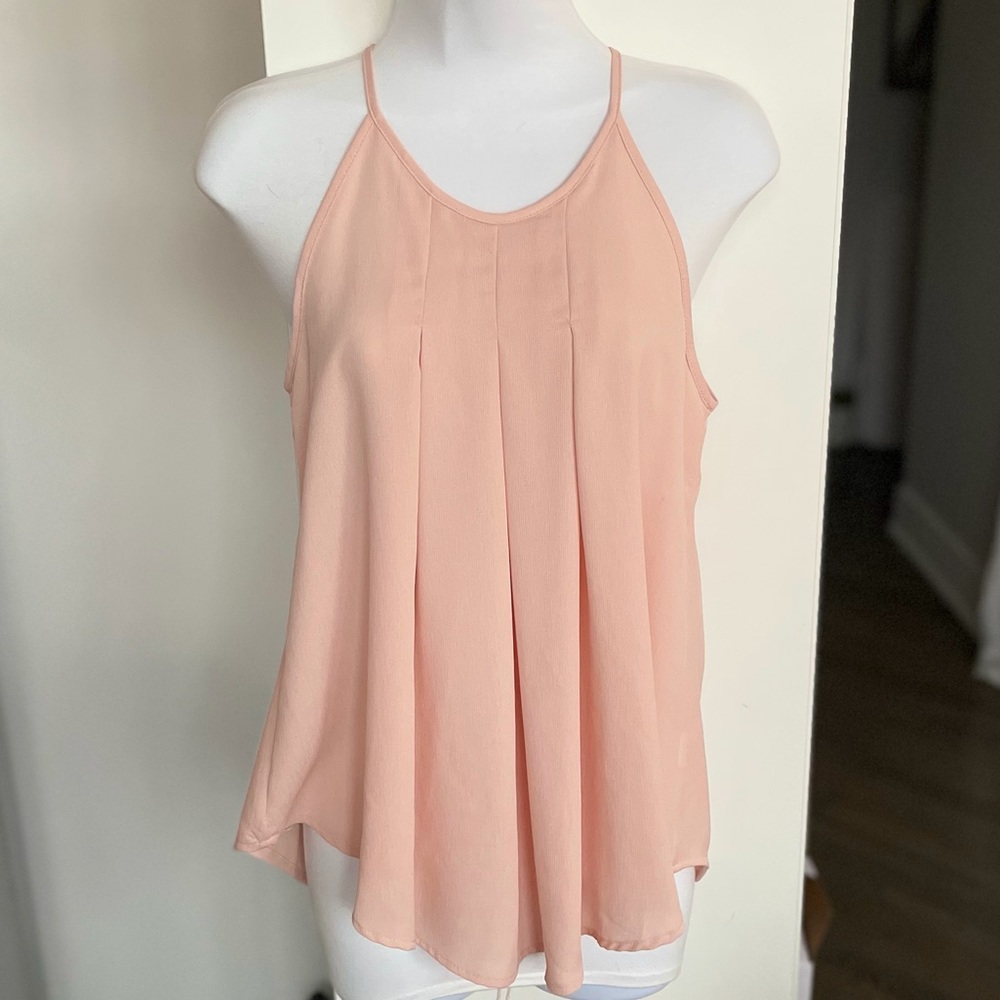 NWOT. Sleeveless blouse